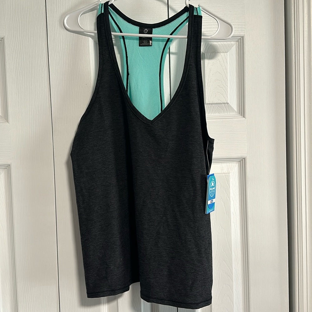 Pelagic tank top